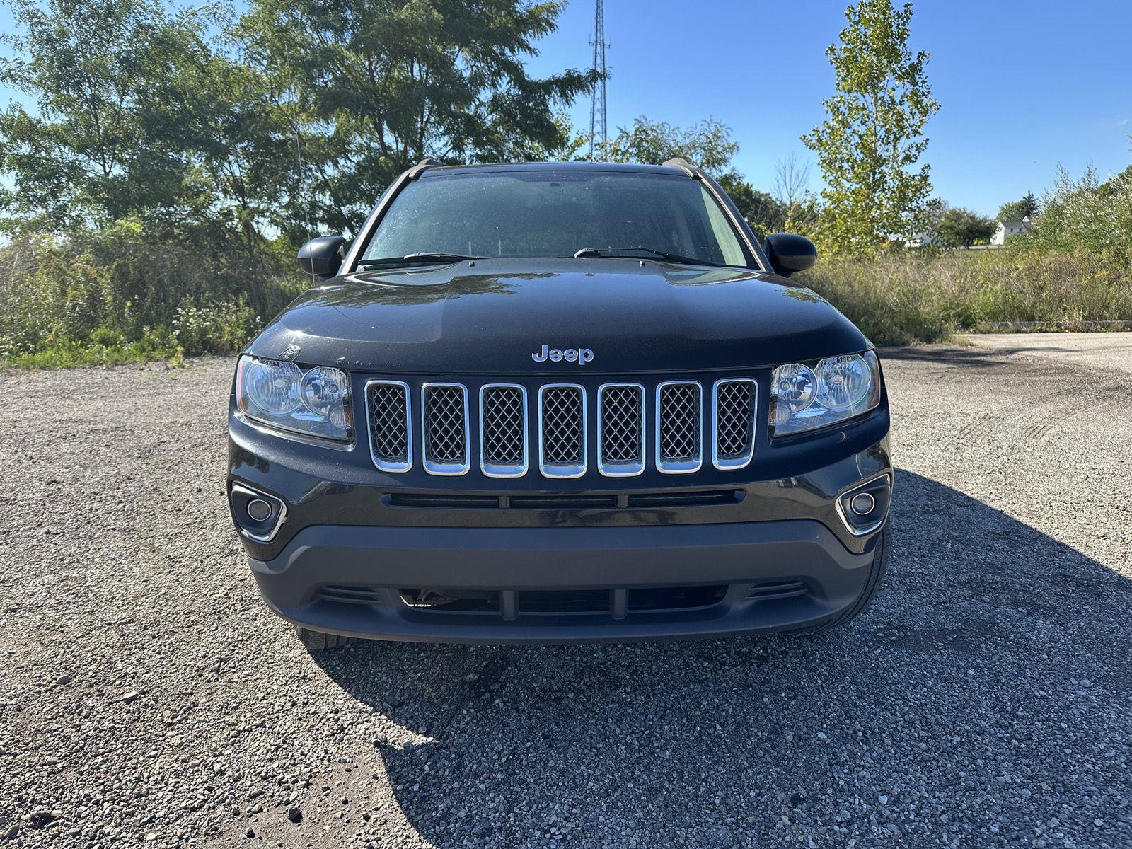 Used 2017 Jeep Compass High Altitude FWD image 2