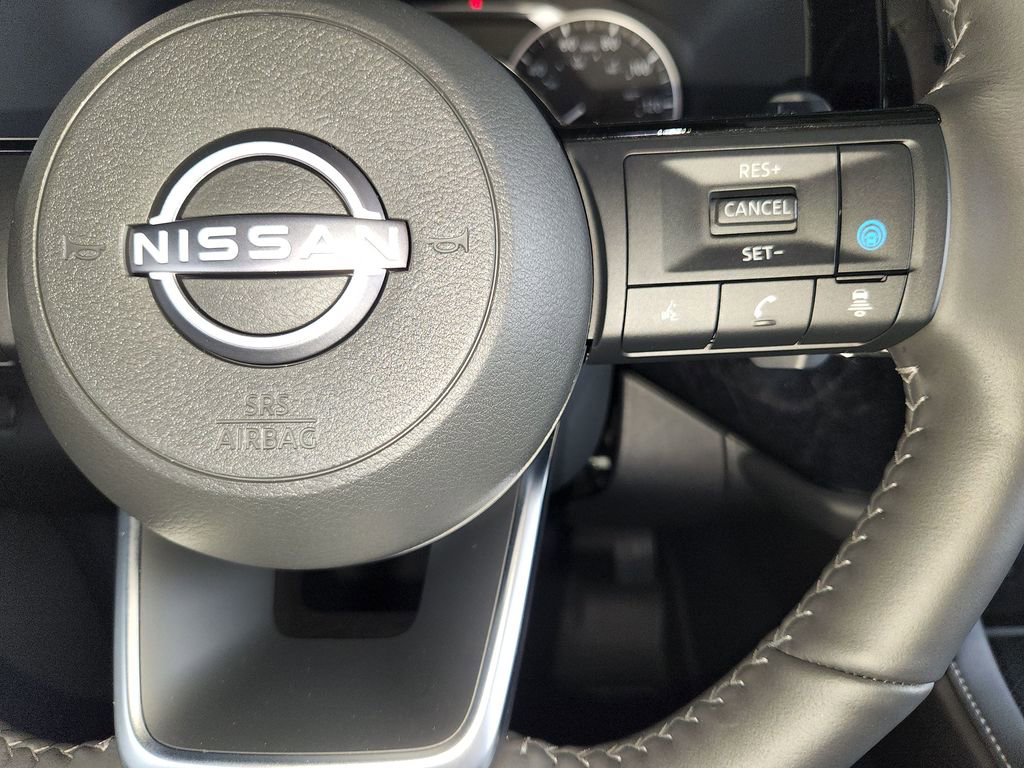 Certified 2025 Nissan Pathfinder SL image 27