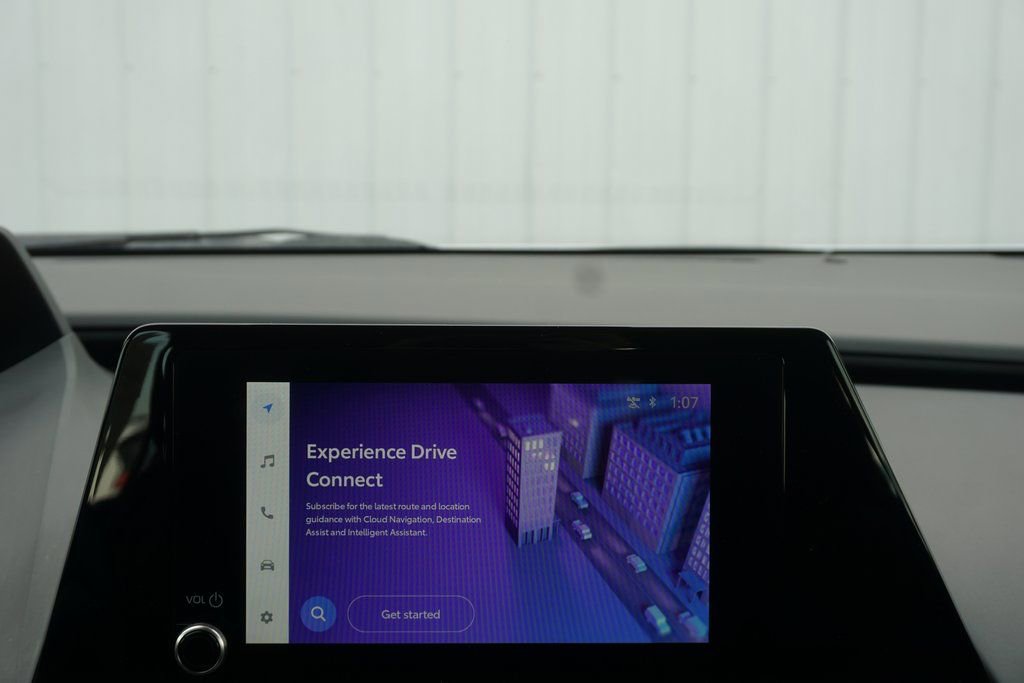 Used 2024 Toyota Prius XLE image 11