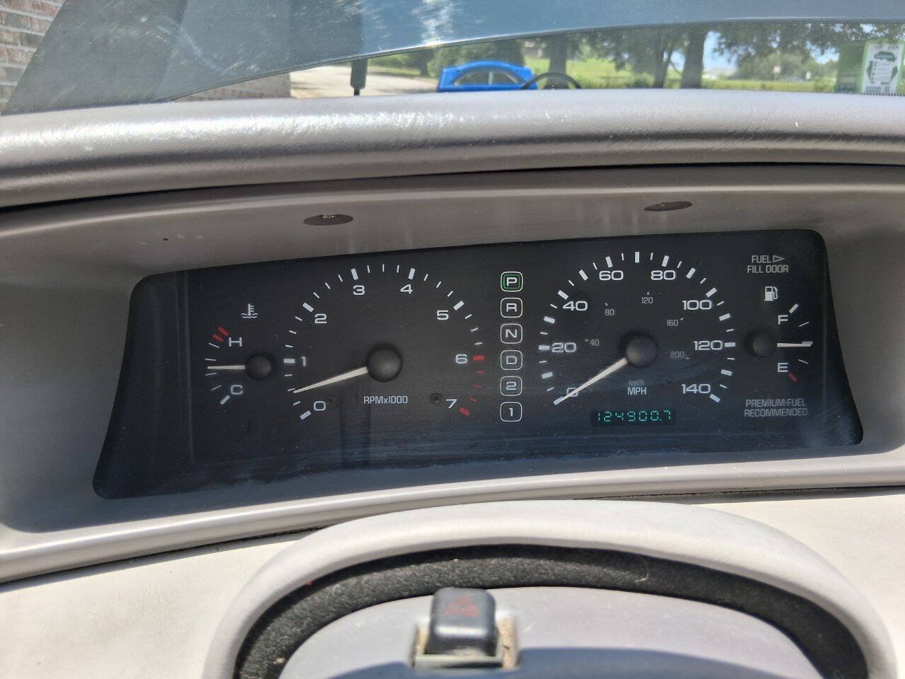Used 1998 Lincoln Mark VIII LSC RWD image 16
