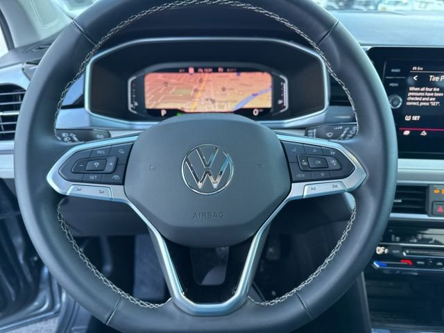 Certified 2025 Volkswagen Taos SEL w/ Black Wheel Plus Package image 12