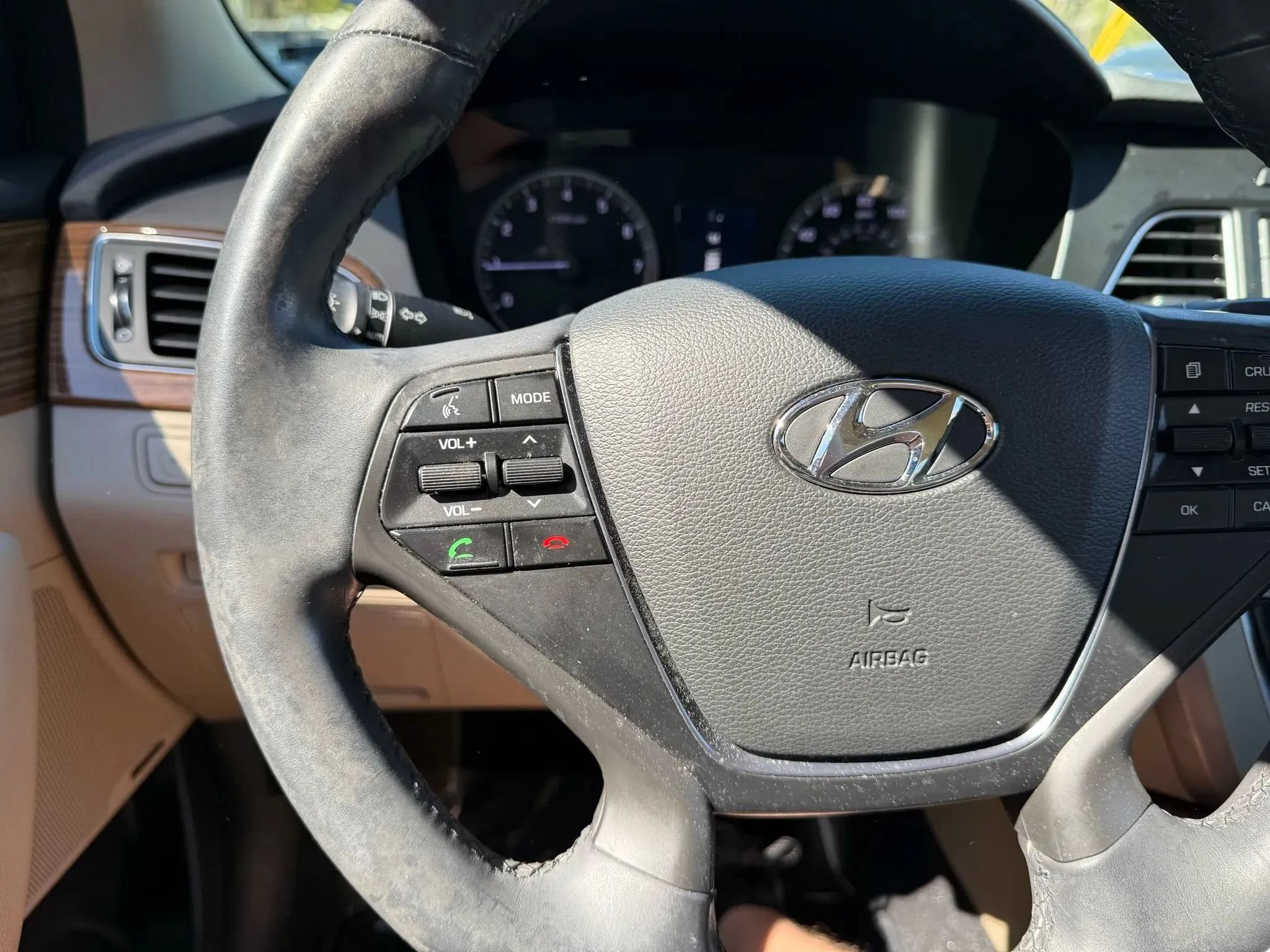 Used 2015 Hyundai Sonata Limited FWD image 19