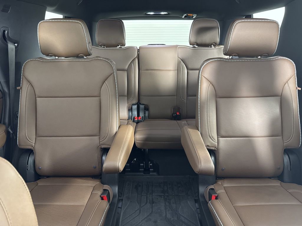 Used 2024 Chevrolet Tahoe High Country image 29