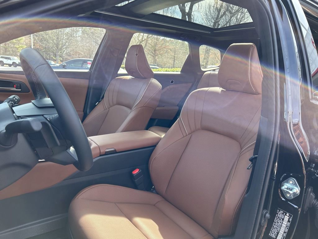 New 2026 Toyota Crown Signia image 3