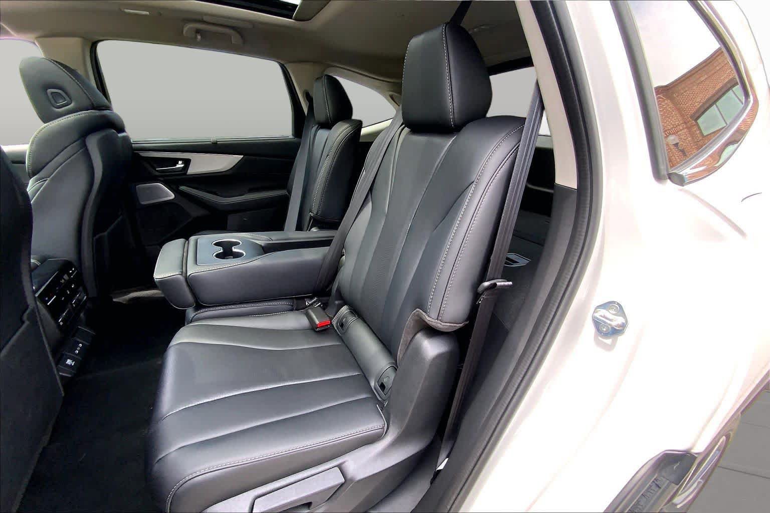 Used 2026 Acura MDX w/ Technology Package FWD image 20