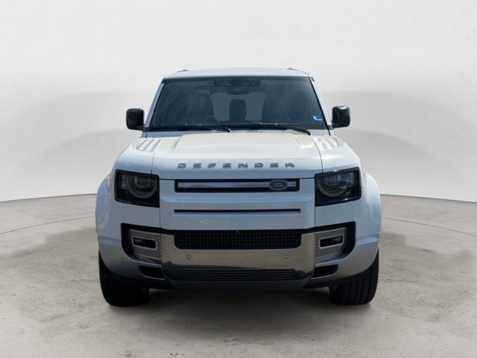 Certified 2023 Land Rover Defender 130 First Edition AWD/4WD image 8