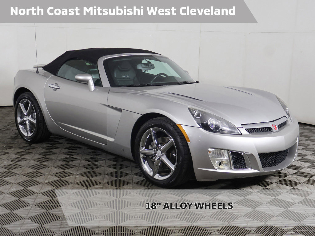 Used 2009 Saturn Sky Red Line RWD image 1
