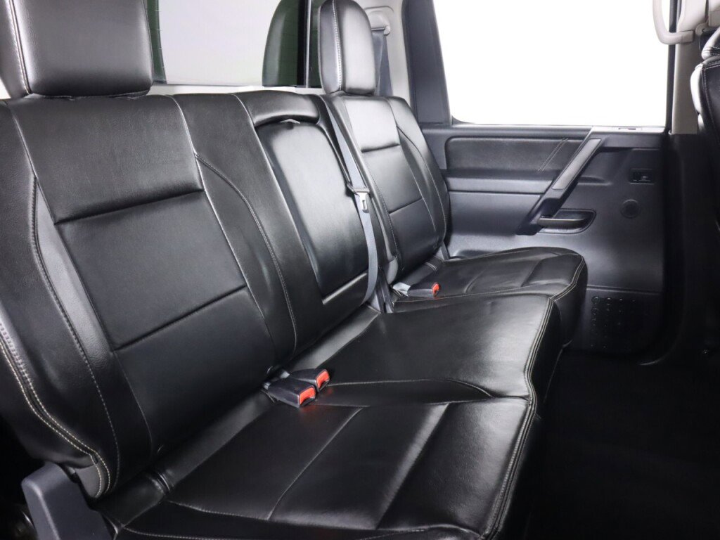 Used 2014 Nissan Titan PRO-4X AWD/4WD image 40