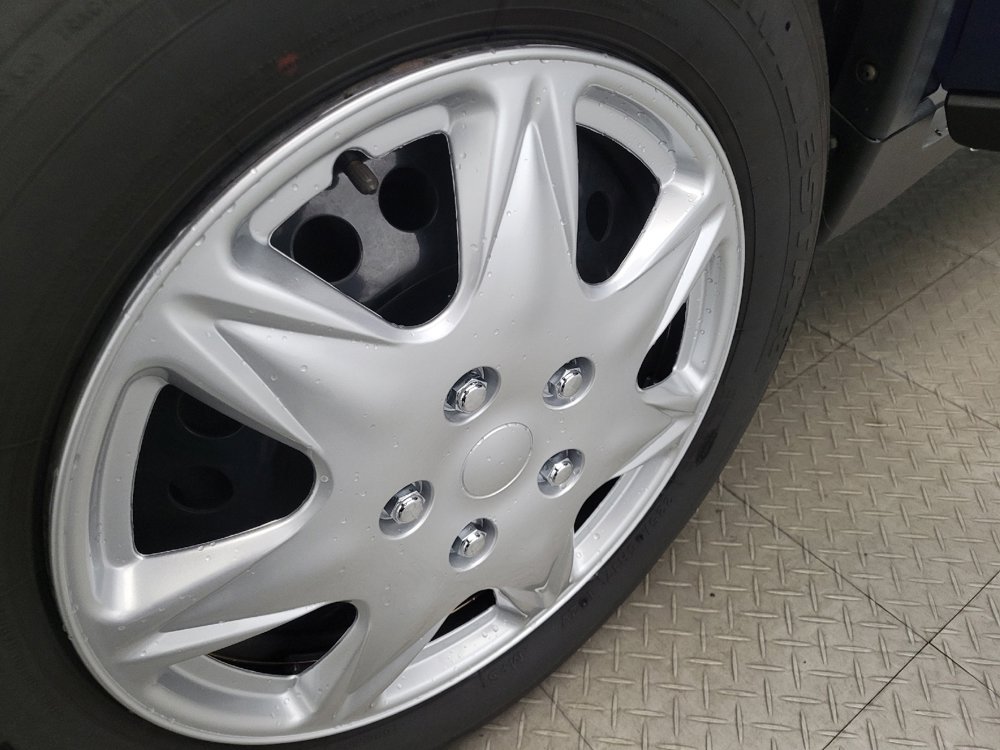 Used 2019 Nissan Rogue S image 31