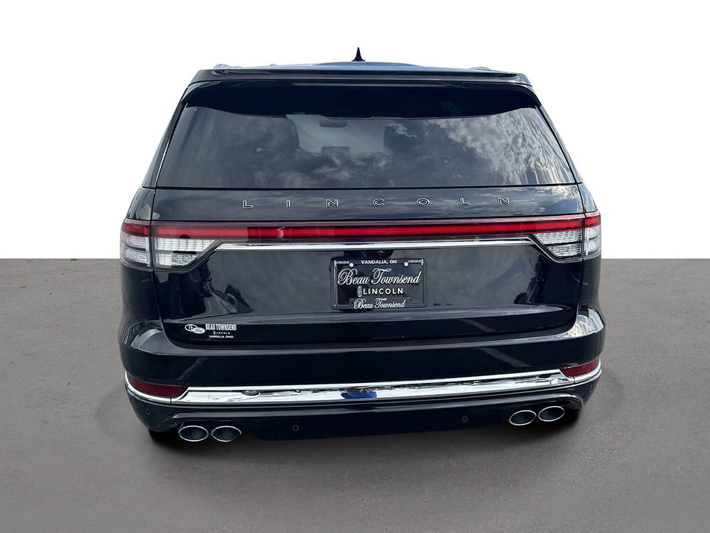 Certified 2023 Lincoln Aviator Black Label w/ Dynamic Handling Package image 4
