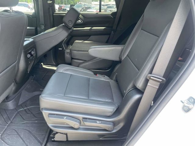 Used 2024 Chevrolet Tahoe LT w/ LT Signature Package RWD image 12