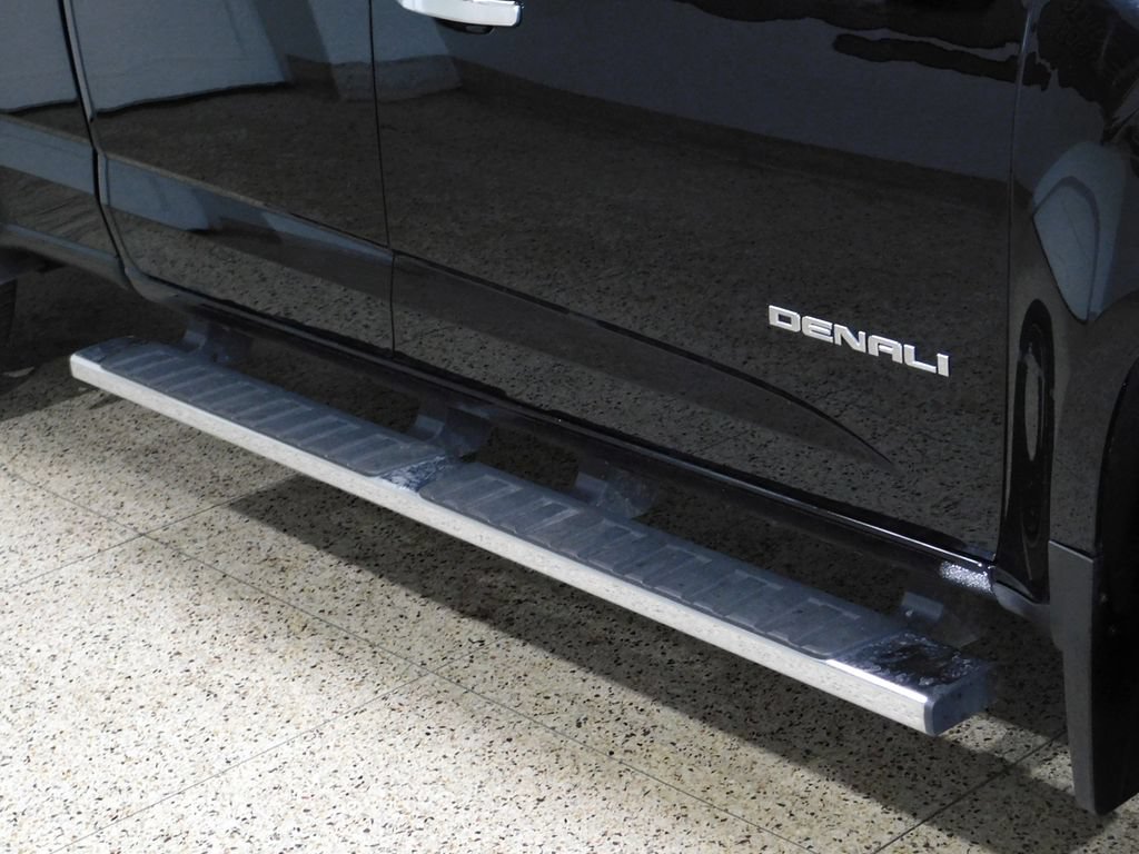 Used 2019 GMC Canyon Denali AWD/4WD image 9
