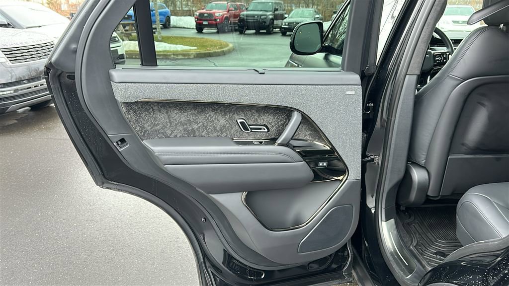 Certified 2025 Land Rover Range Rover Sport Autobiography image 22