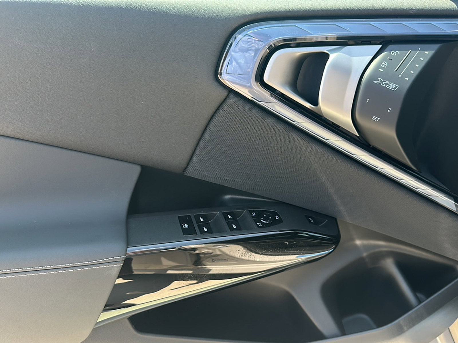 New 2026 BMW X3 xDrive30 w/ Premium Package image 13