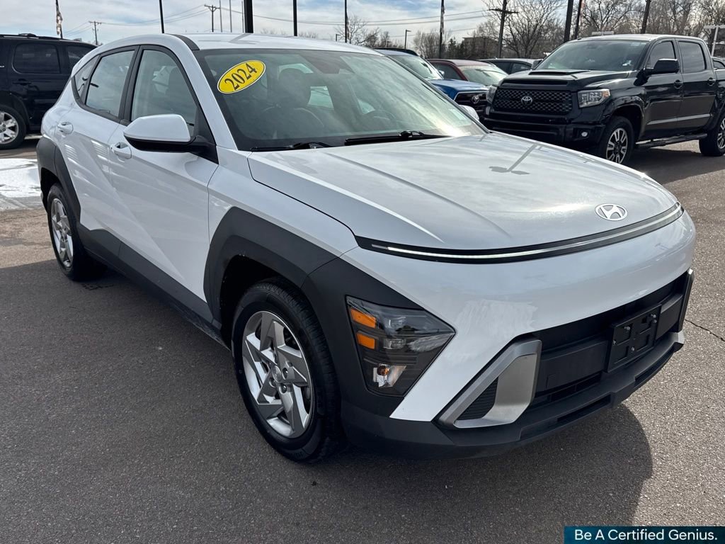 Certified 2024 Hyundai Kona SE image 11