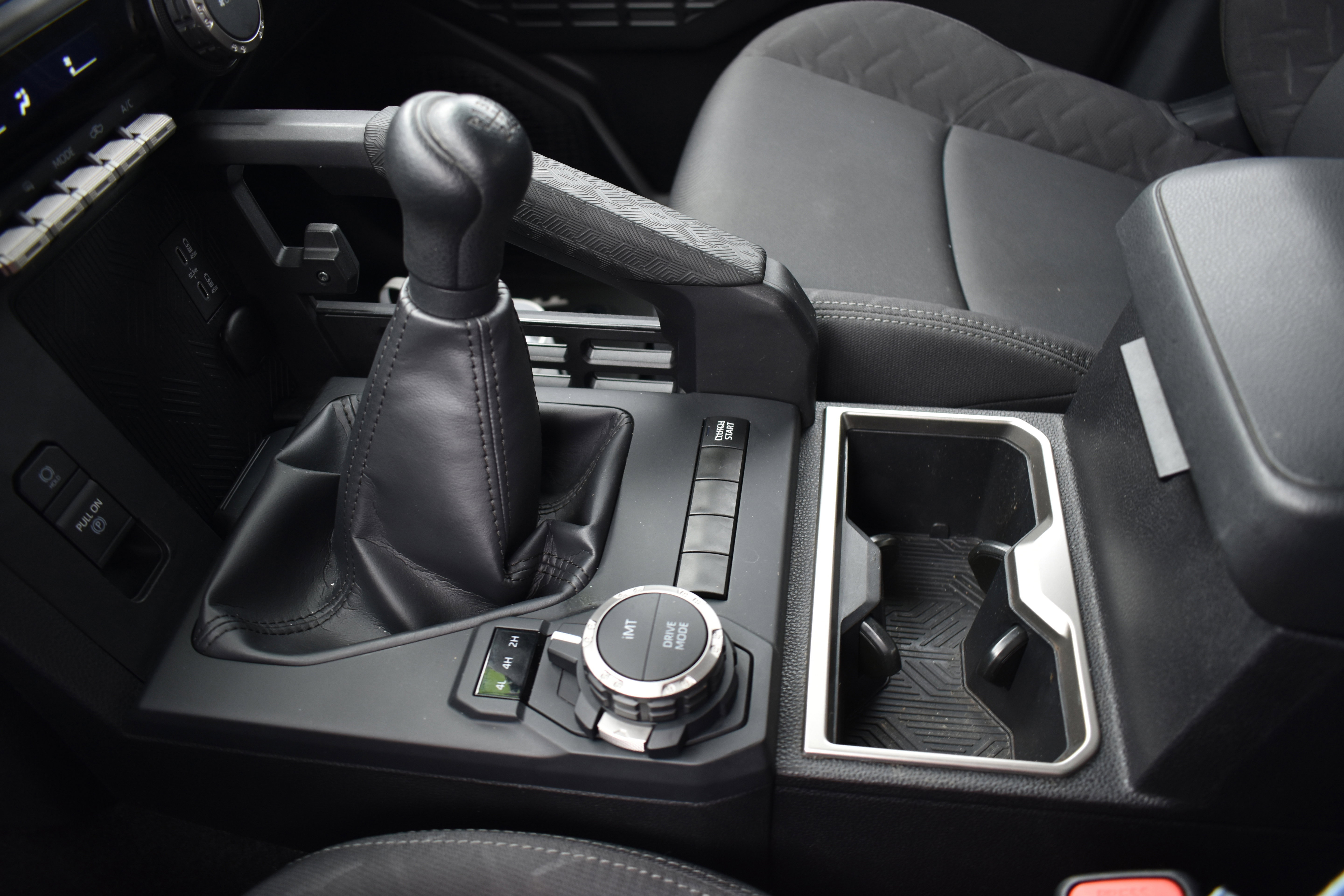 Used 2024 Toyota Tacoma SR image 21