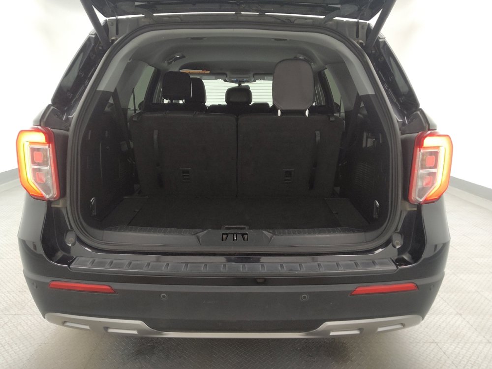 Used 2023 Ford Explorer XLT w/ Equipment Group 202A image 29