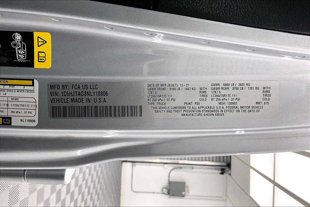 Used 2022 Jeep Gladiator Willys image 36