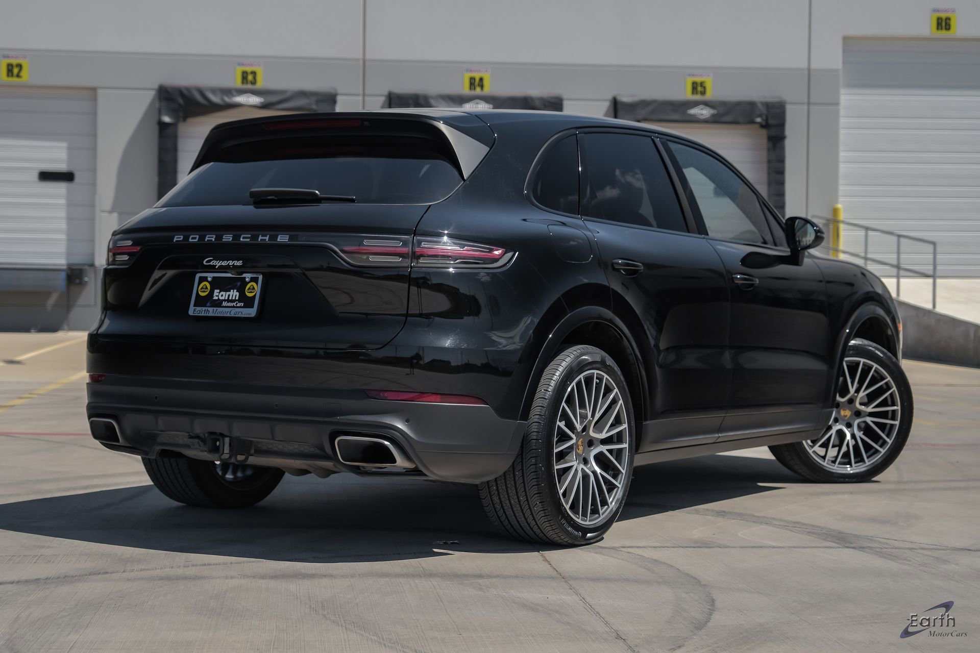 Used 2019 Porsche Cayenne AWD/4WD image 18