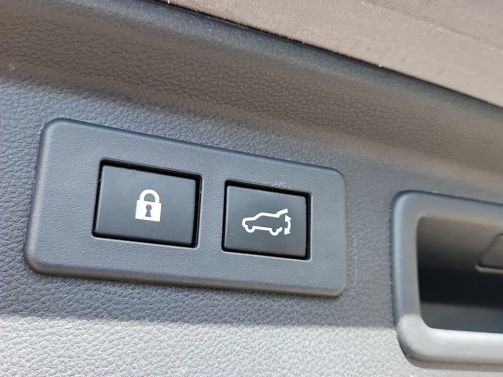 Used 2019 Subaru Forester Touring AWD/4WD image 16