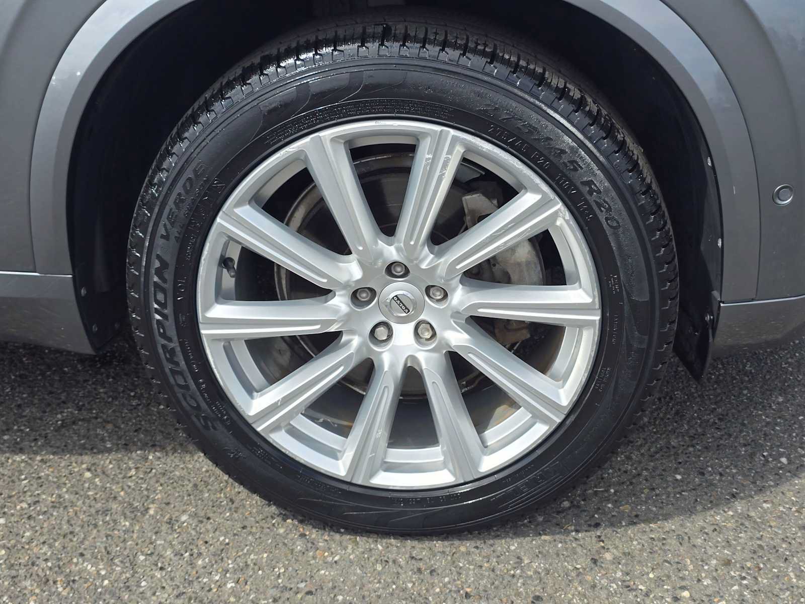 Used 2016 Volvo XC90 T6 Inscription w/ Vision Package AWD/4WD image 9