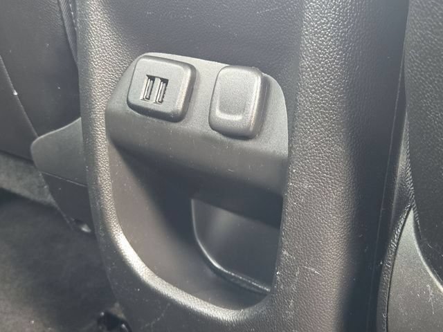 Used 2015 Chevrolet Colorado Z71 AWD/4WD image 27
