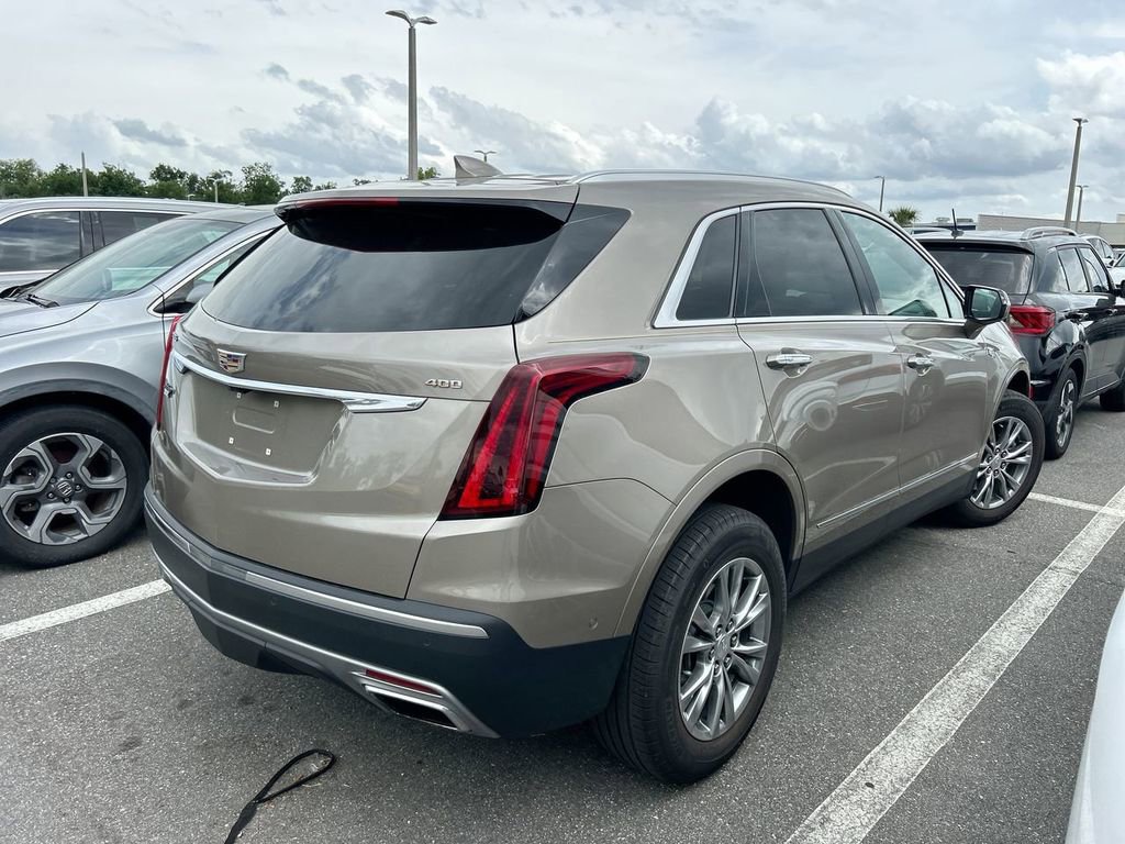 Used 2023 Cadillac XT5 Premium Luxury w/ Technology Package FWD image 7