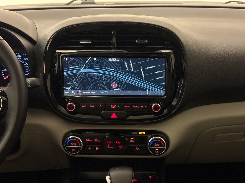 Used 2021 Kia Soul EX FWD image 16