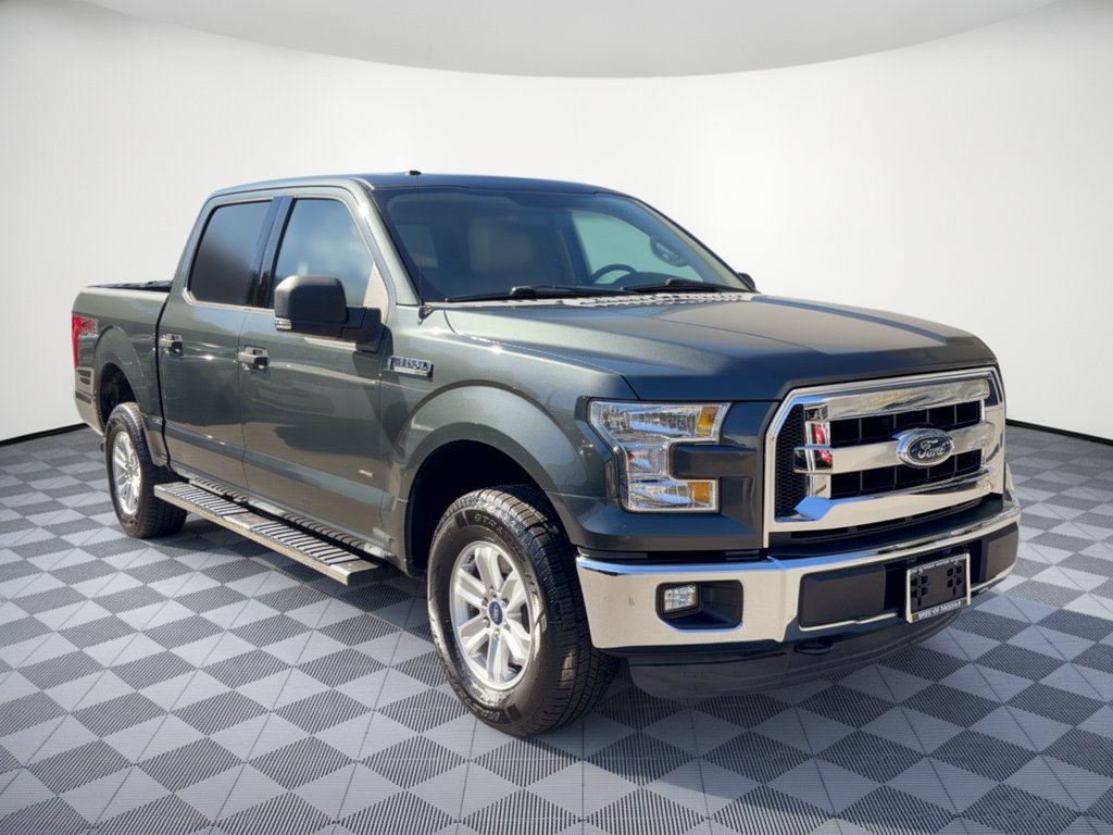 Used 2015 Ford F150 XLT w/ Equipment Group 301A Mid AWD/4WD image 7