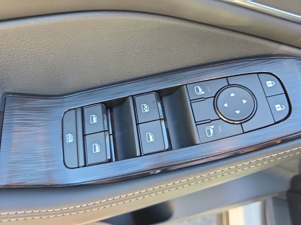 New 2026 Nissan Rogue Platinum AWD/4WD image 19
