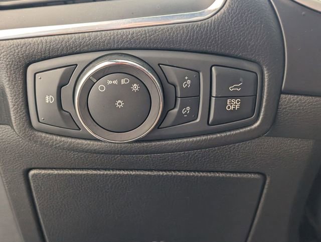 Used 2019 Ford Edge ST w/ Equipment Group 401A AWD/4WD image 16