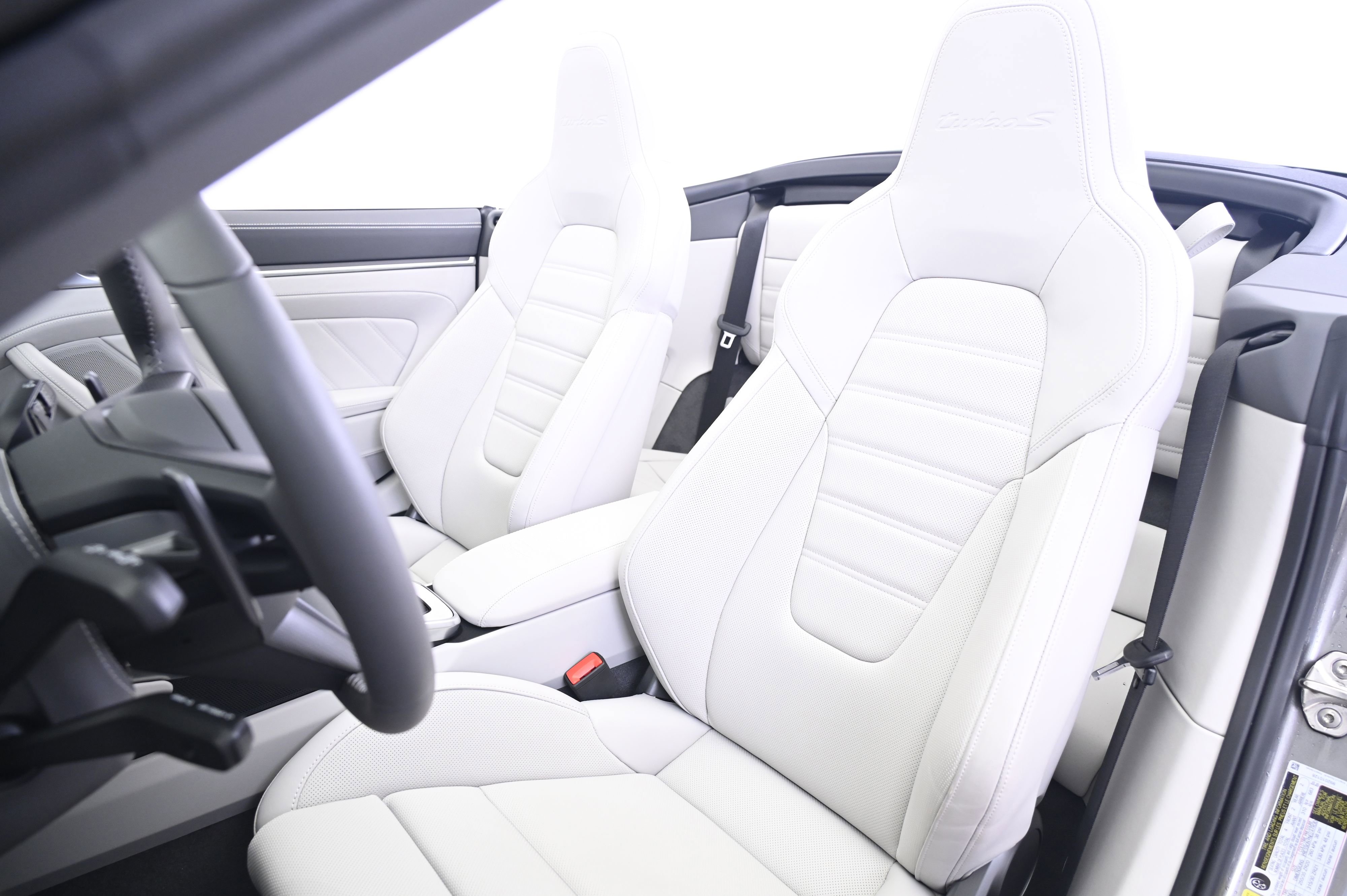 Certified 2025 Porsche 911 Turbo S AWD/4WD image 5