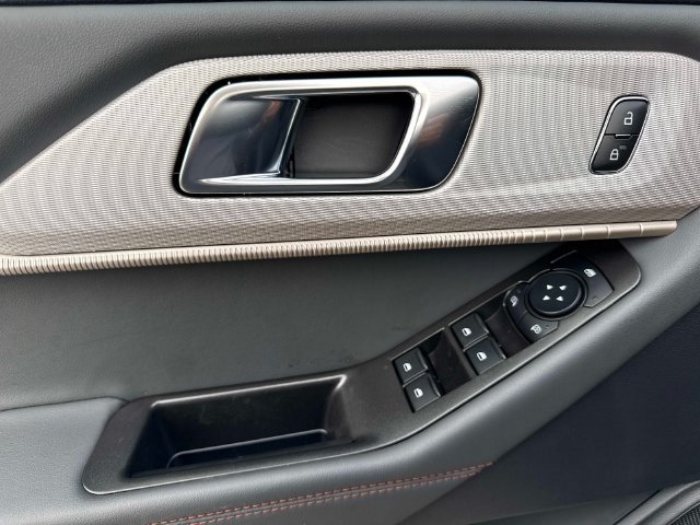 New 2027 Ford Explorer Active RWD image 21