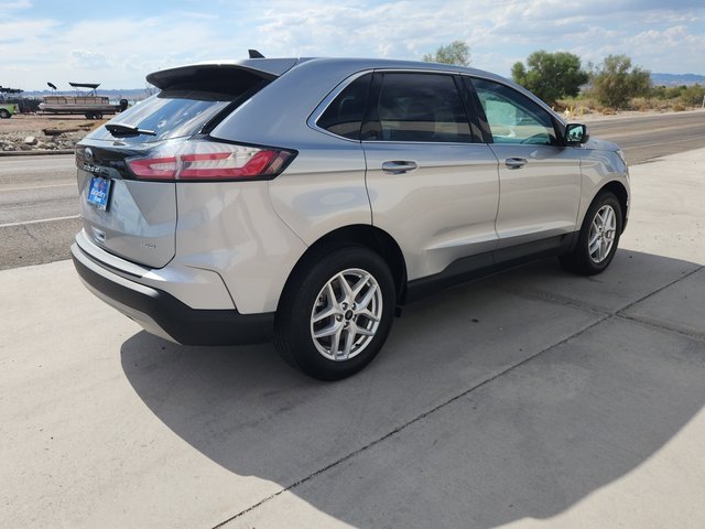Used 2023 Ford Edge SEL image 5