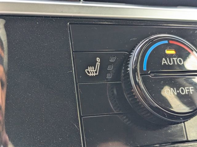 Used 2024 Nissan Pathfinder SV image 29