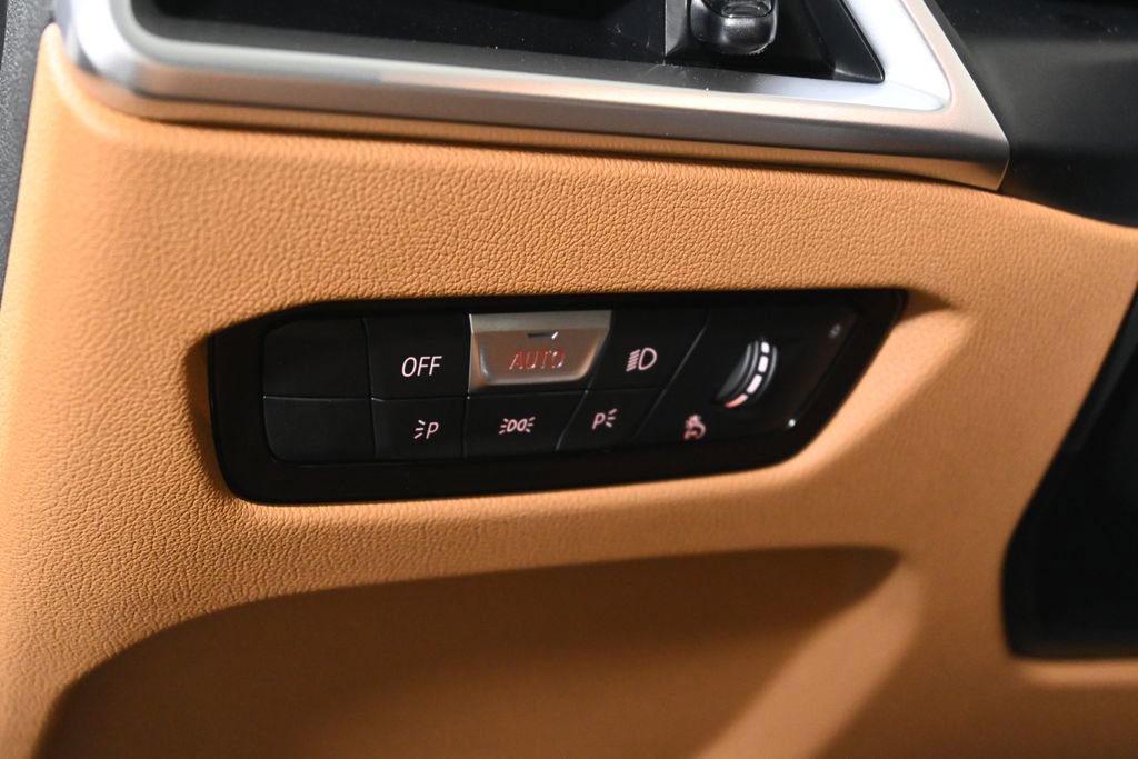 Used 2026 BMW 330i xDrive Sedan w/ M Sport Package image 27