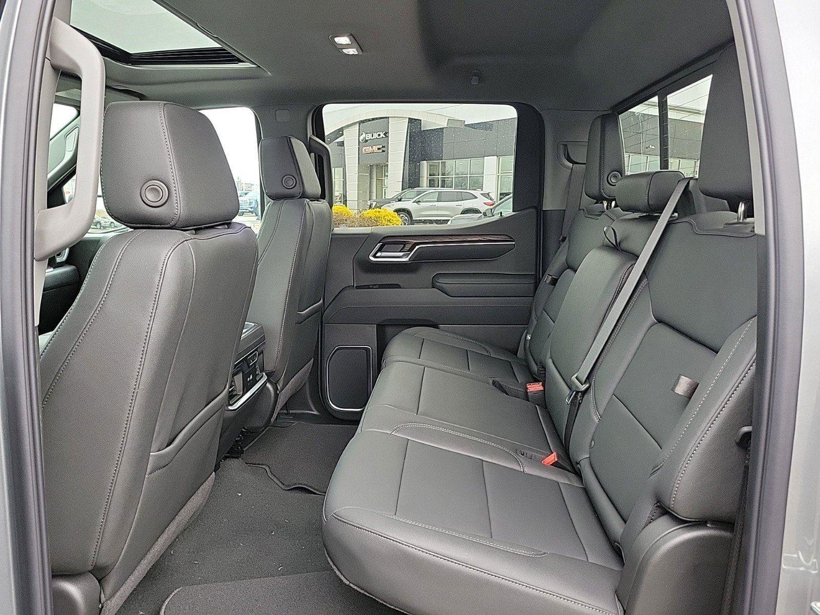 New 2026 GMC Sierra 1500 SLT w/ SLT Premium Package image 11