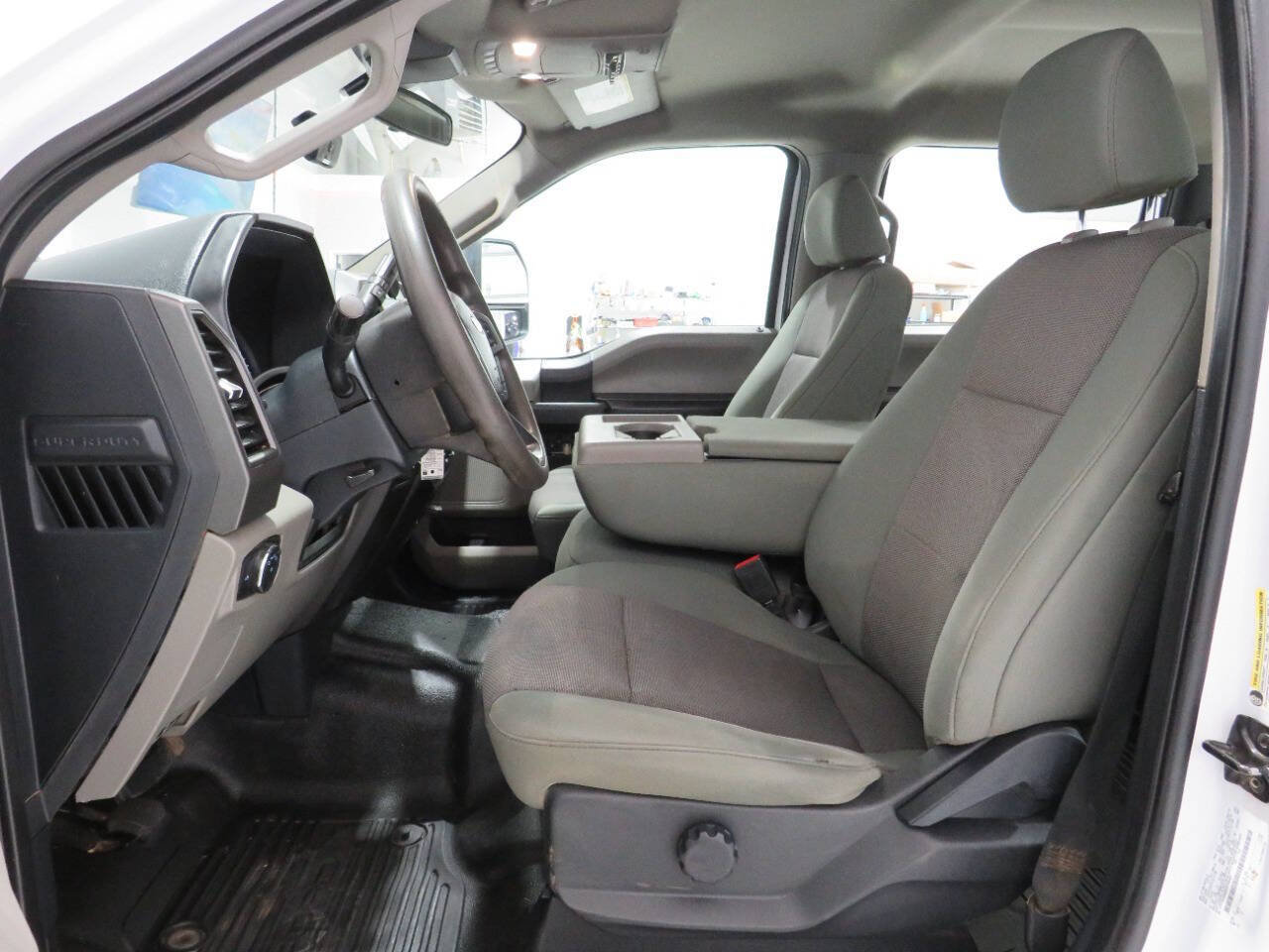 Used 2022 Ford F250 XL w/ Power Equipment Group AWD/4WD image 10
