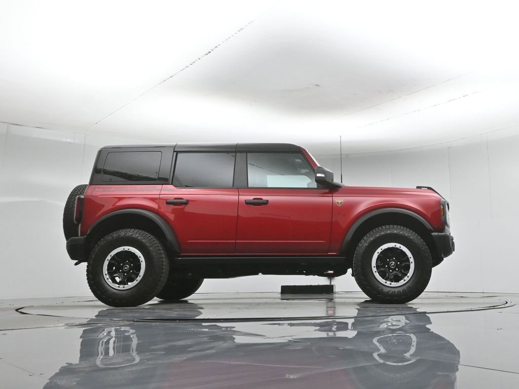 Used 2025 Ford Bronco Badlands AWD/4WD image 46