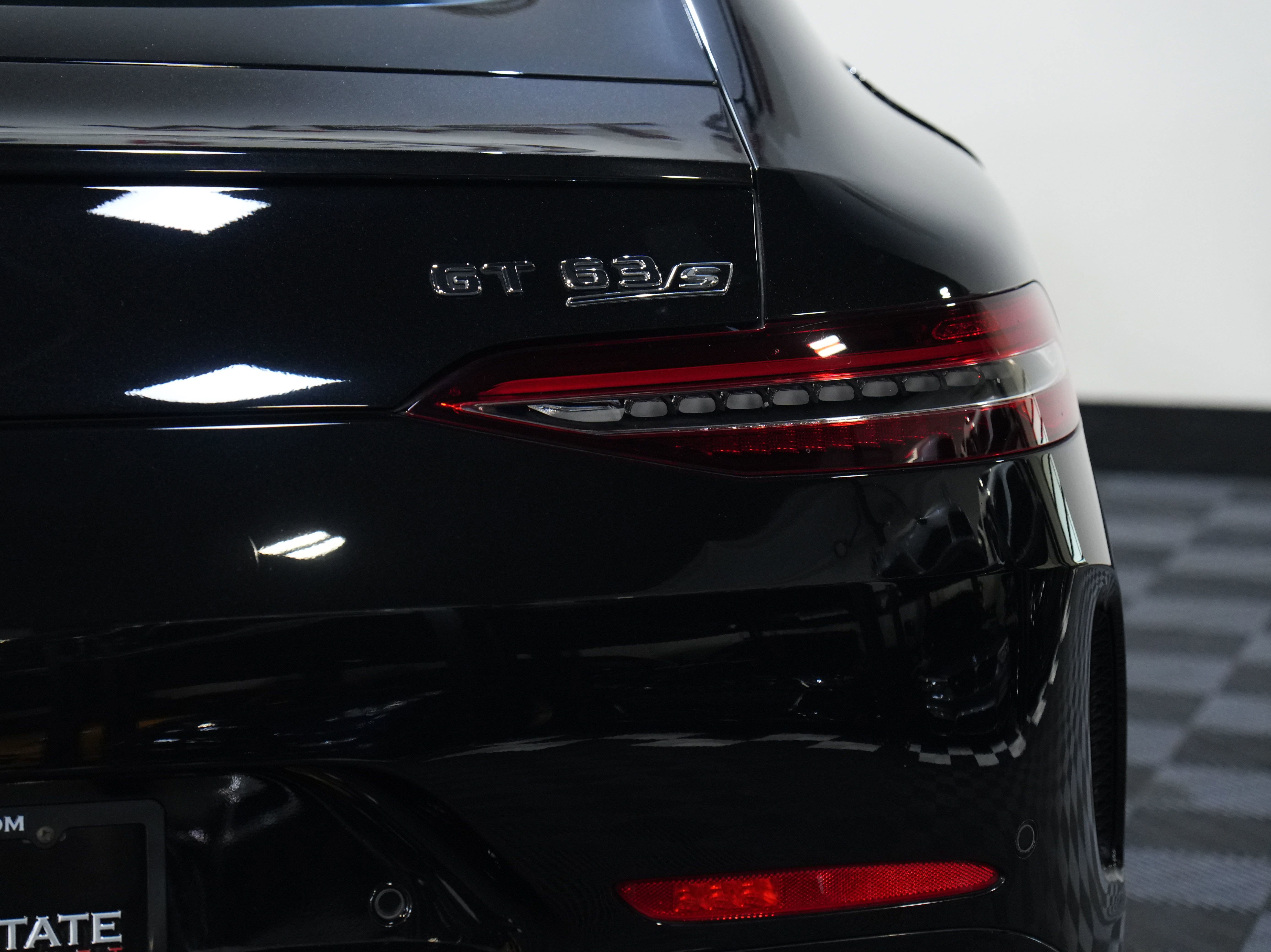 Used 2019 Mercedes-Benz AMG GT 63 S w/ Driver Assistance Package image 17