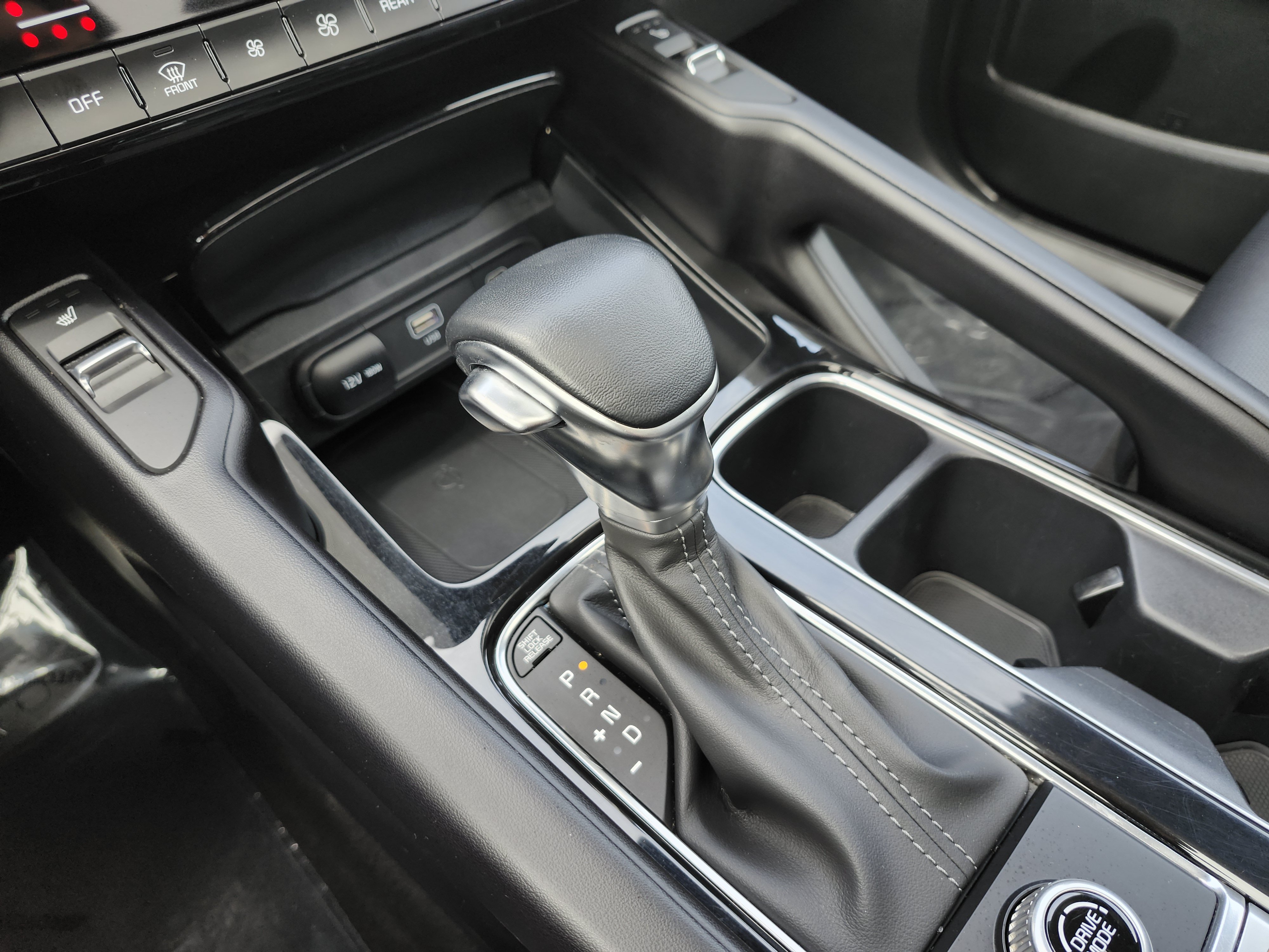 Used 2025 Kia Telluride S FWD image 34