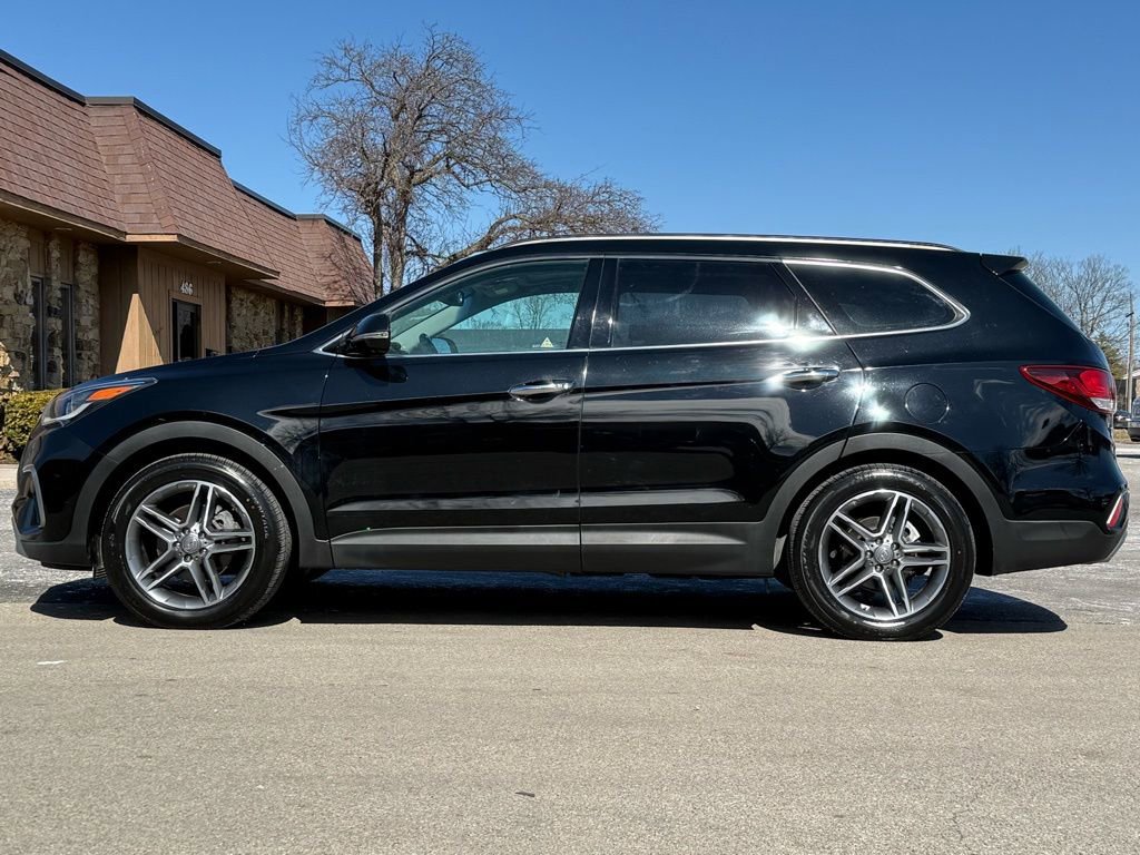 Used 2018 Hyundai Santa Fe AWD w/ SE Ultimate Tech Package 03 image 2