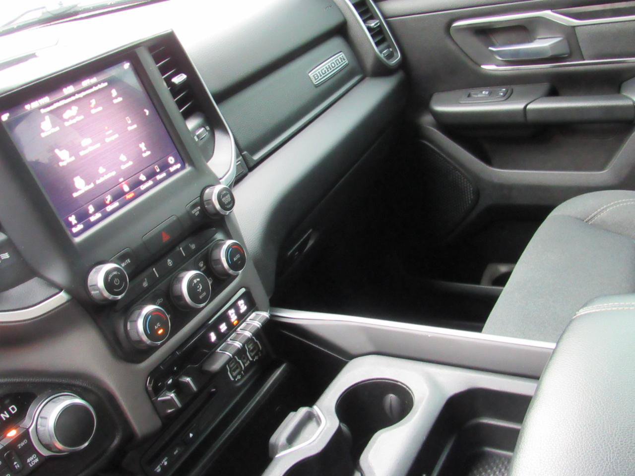 Used 2019 RAM 1500 Big Horn AWD/4WD image 34