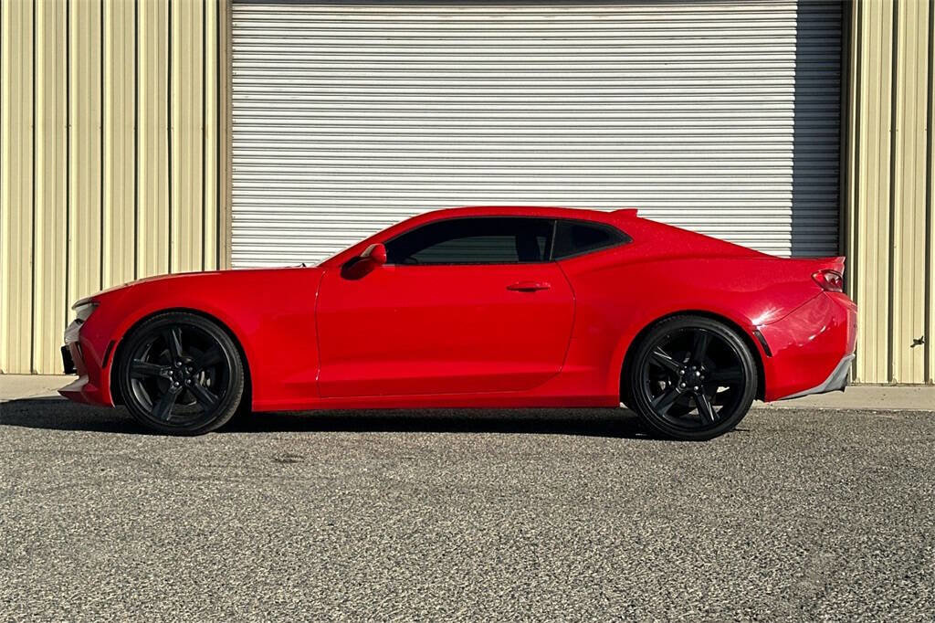 Used 2018 Chevrolet Camaro LT w/ RS Package image 3