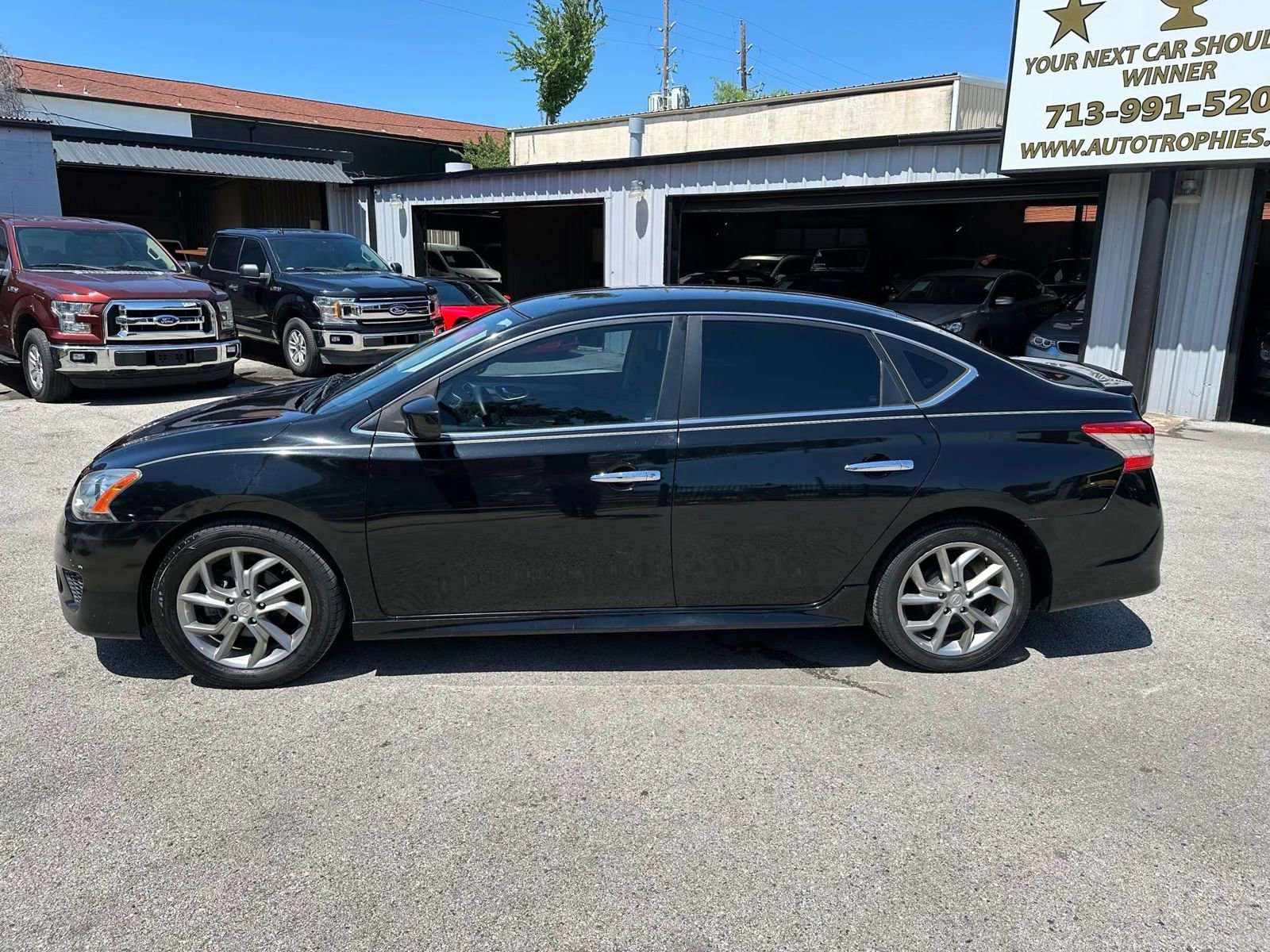 Used 2013 Nissan Sentra SR w/ Protection Pkg FWD image 8