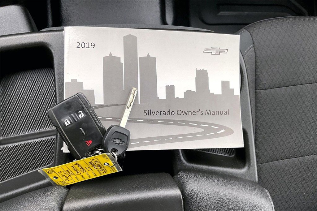 Used 2019 Chevrolet Silverado 1500 LT image 10