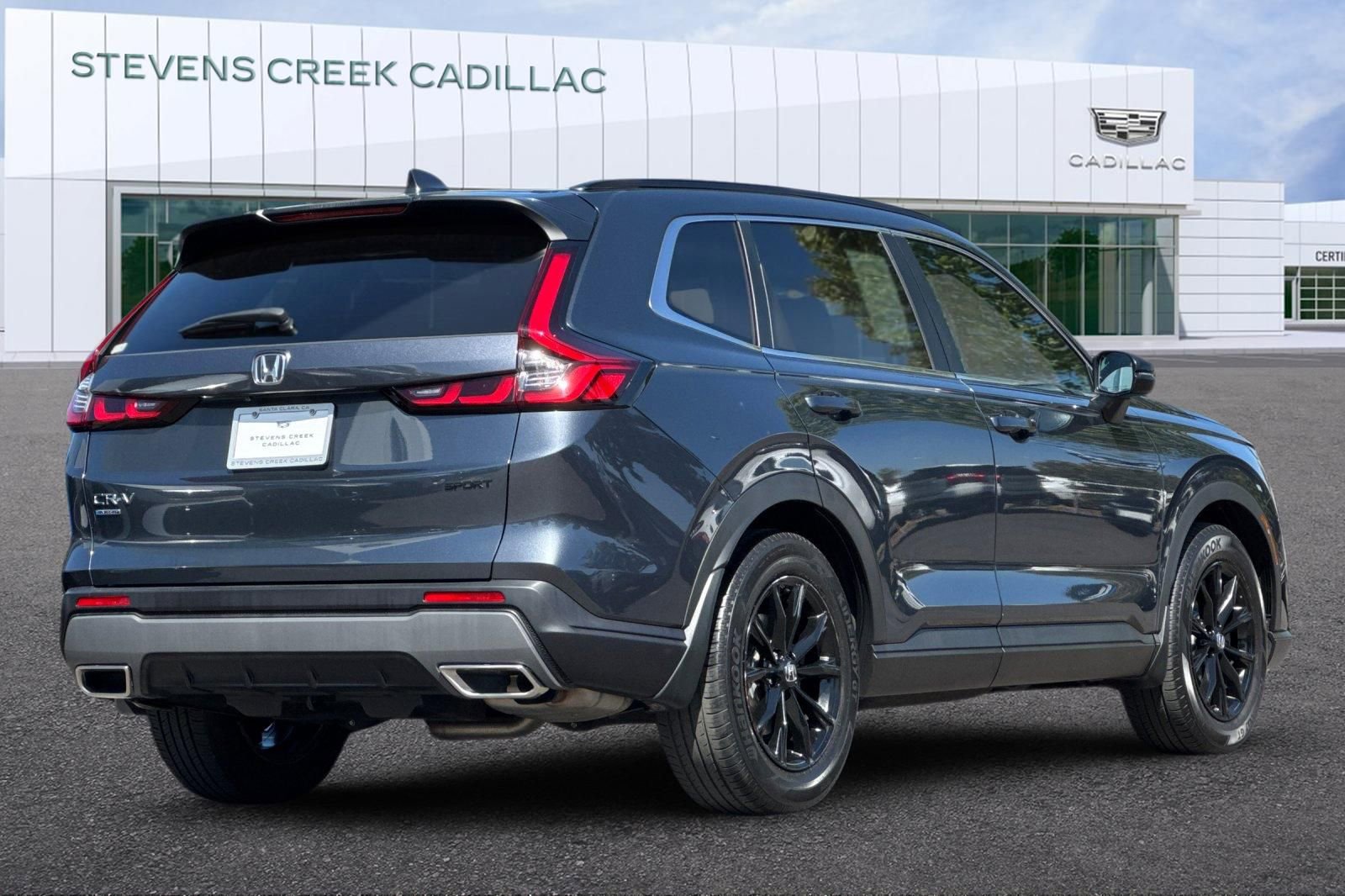 Used 2023 Honda CR-V Sport image 3