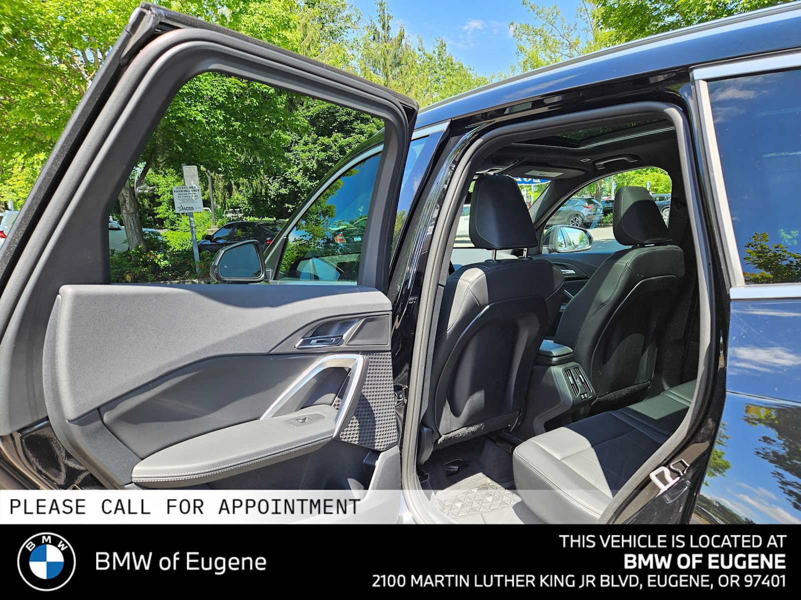 Used 2025 BMW X1 xDrive28i w/ Technology Package AWD/4WD image 19