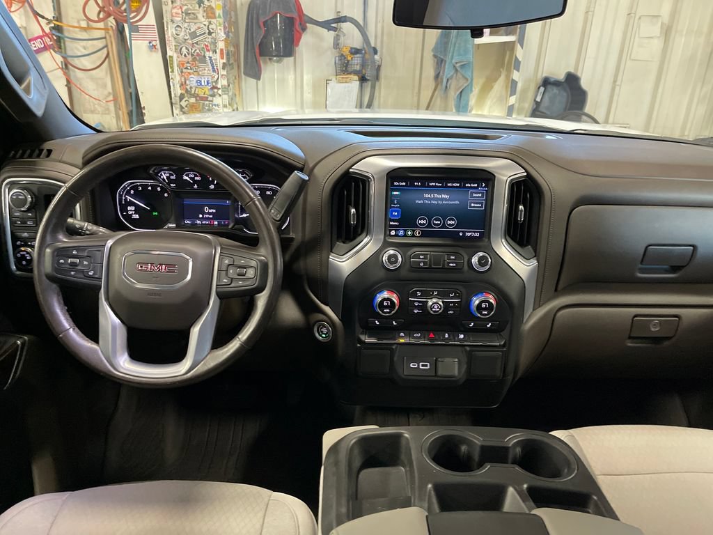 Used 2022 GMC Sierra 1500 SLE AWD/4WD image 18