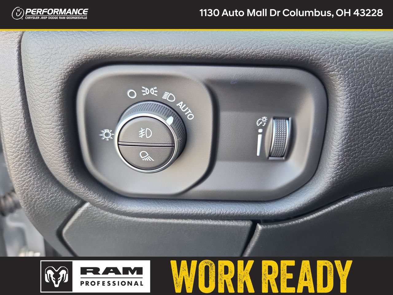 New 2026 RAM 2500 Big Horn AWD/4WD image 33